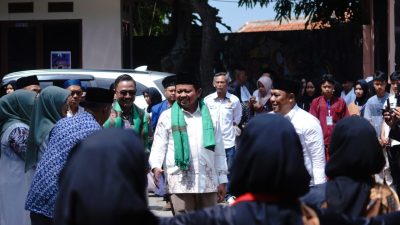 Bupati Dony Minta Pelajar SMP Jangan Bawa Motor