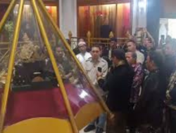 Pukau Menbud Fadli Zon, Mahkota Binokasih Seberat 8 Kg Disebut Simbol Peradaban Dunia