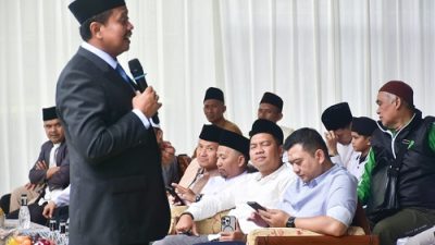 Bupati Sumedang Dony Ahmad Munir di Peringatan Isra Mi'raj Ponpes Al Ma'mun Gunung Datar