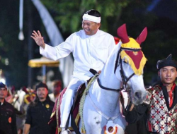 Kirab Budaya di Sumedang Bikin UMKM Panen Rezeki, Hotel hingga Pedagang Diserbu Pengunjung