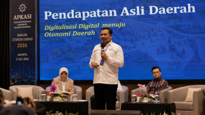 Bupati Sumedang Dony Ahmad Munir menjadi pembicara pada Dialog Otonomi Daerah APKASI 2026.
